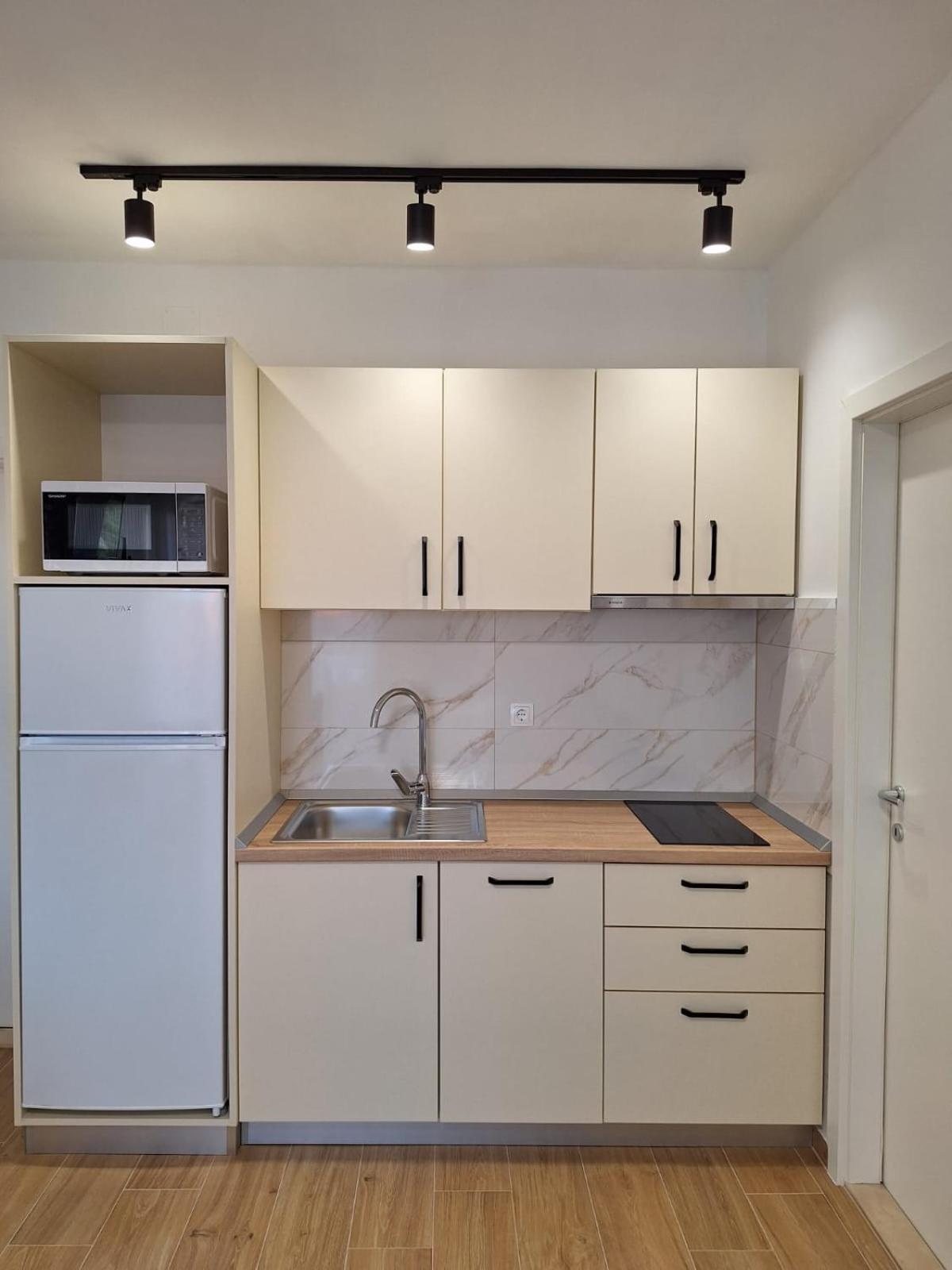 Apartmani Marino Privlaka  Εξωτερικό φωτογραφία