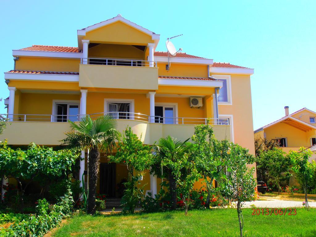 Apartmani Marino Privlaka  Εξωτερικό φωτογραφία