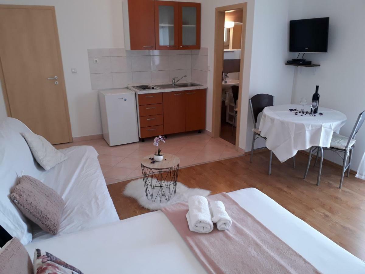 Apartmani Marino Privlaka  Εξωτερικό φωτογραφία