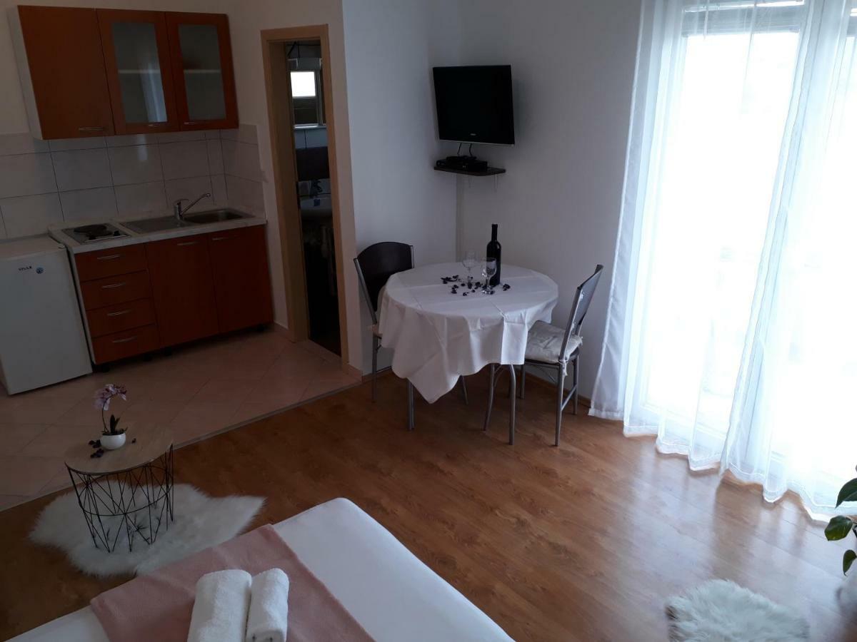 Apartmani Marino Privlaka  Εξωτερικό φωτογραφία