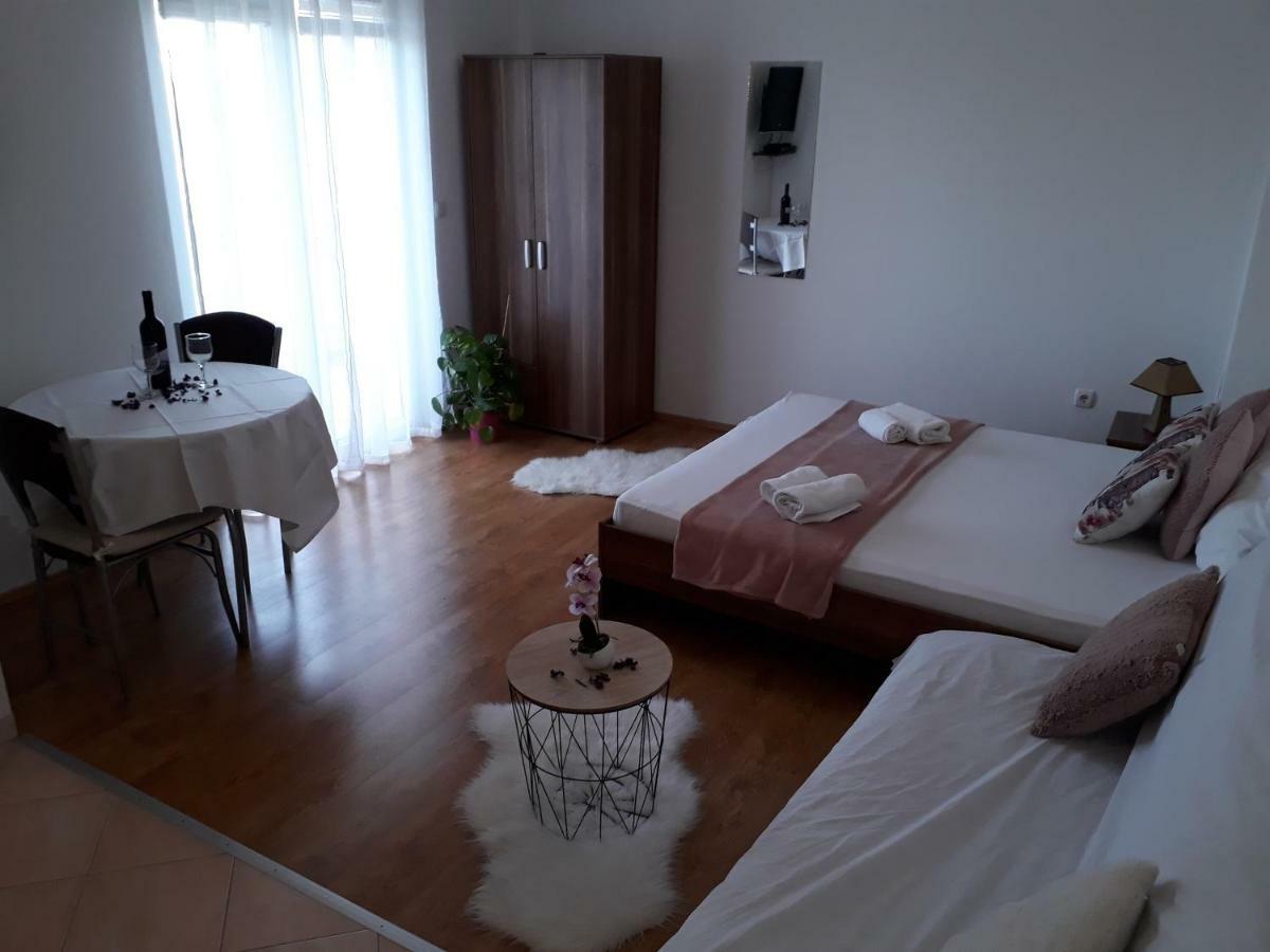 Apartmani Marino Privlaka  Εξωτερικό φωτογραφία