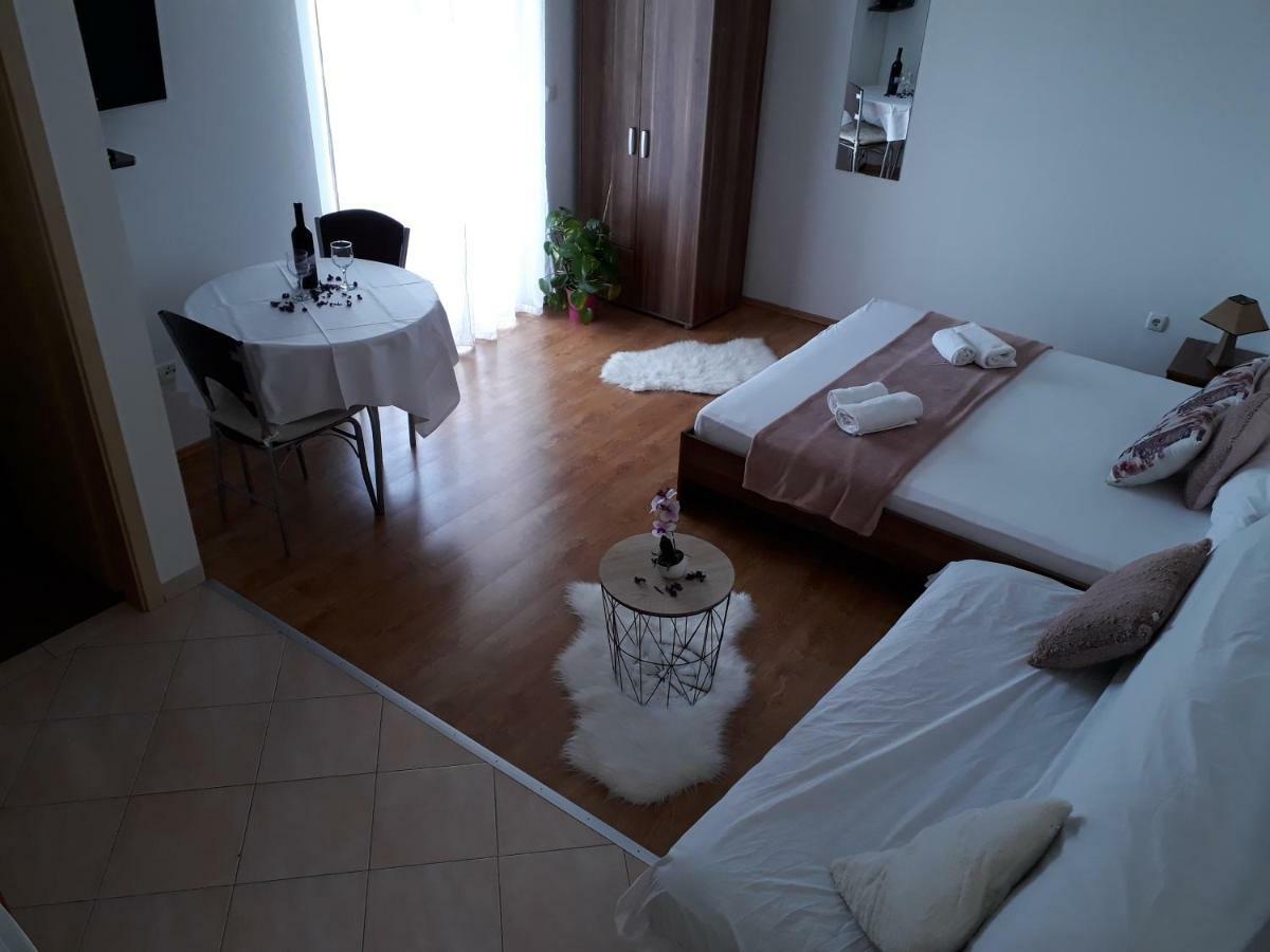 Apartmani Marino Privlaka  Εξωτερικό φωτογραφία