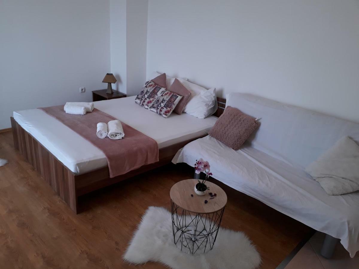 Apartmani Marino Privlaka  Εξωτερικό φωτογραφία